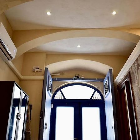 City Centre Pied-A-Terre Near Food Market And Walking Distance To Bus Terminus Valletta Kültér fotó